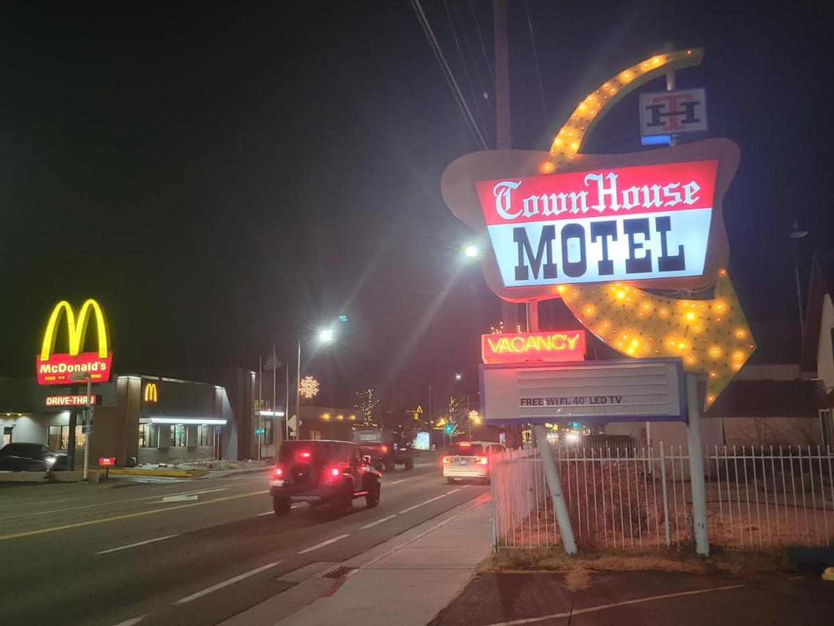 Townhouse Motel Bishop Exterior foto